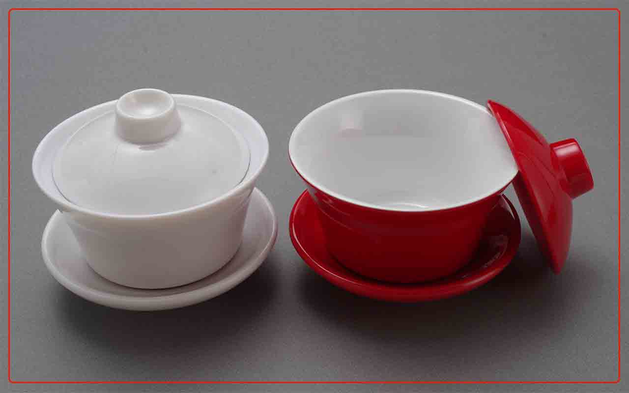 <strong>九宫格配菜盖碗茶杯</strong>