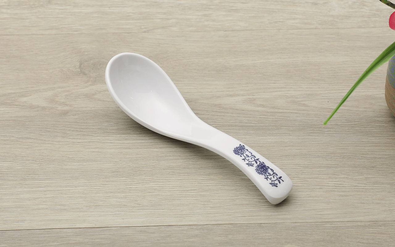 摆台四件套小汤勺