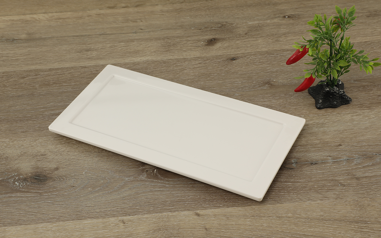 乐动注册熟食盘