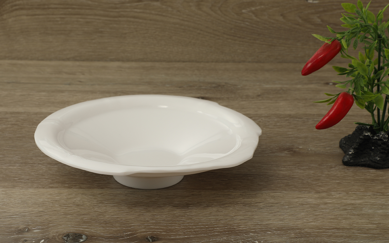 创意乐动注册白色盘子