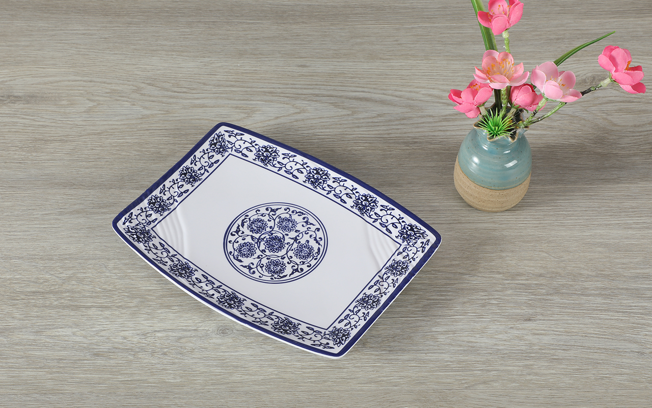 乐动注册日式碟子