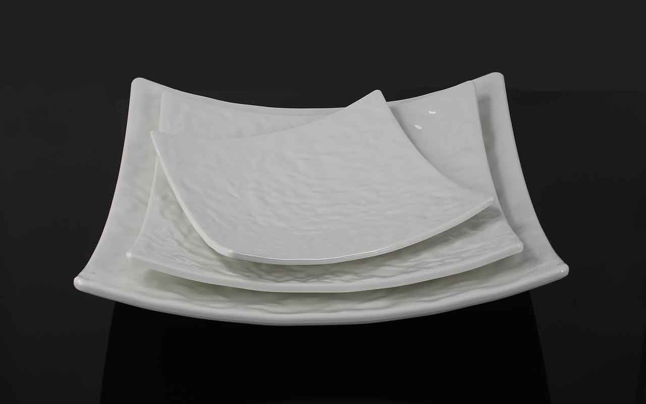 乐动注册白色方盘