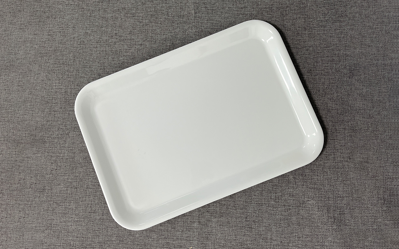纯白色托盘